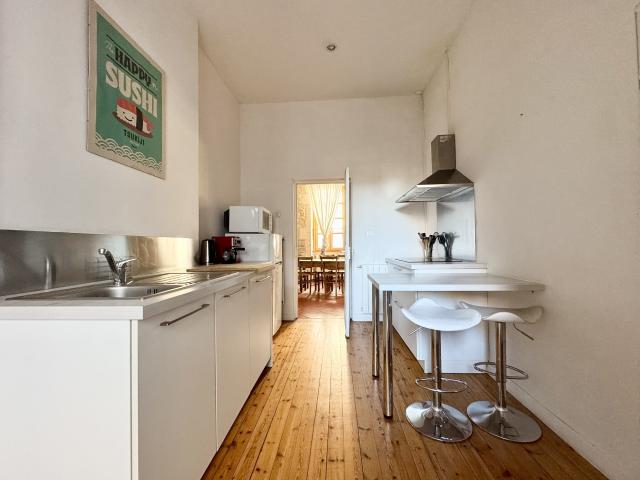 Location NIMES / QUAI FONTAINE T2 MEUBLE AVEC CACHET ET AUTHENTICITE | Tourdiat Immobilier