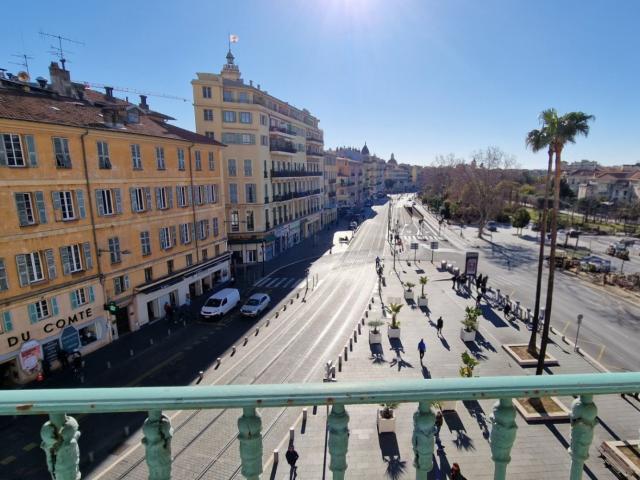Location Nice Garibaldi 3 pièces 99m2 lumineux à deux pas de la coulée verte | AA Gestion