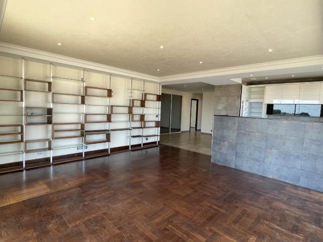 Location Nice Parc Impérial 4 pièces en dernier étage avec terrasse de 60 m2 | AA Gestion