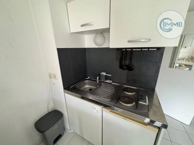 Location Nice, studio meublé situé quartier Saint Jean d'Angely