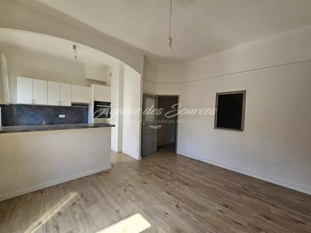 Location non meublée: Appartement T2 à Barjols