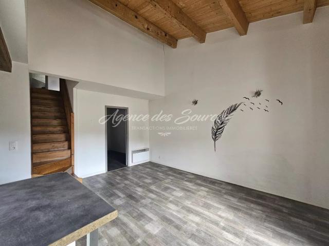 Location non meublée: Appartement T2 bis à Barjols