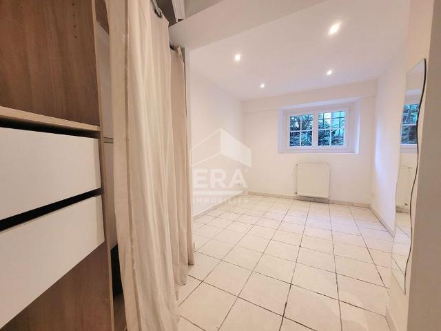 LOCATION PAU CENTRE: Appartement T3 de 90m² en rez de jardin