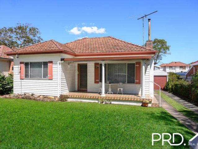 PERFECT LOCATION & MUST BE SOLD