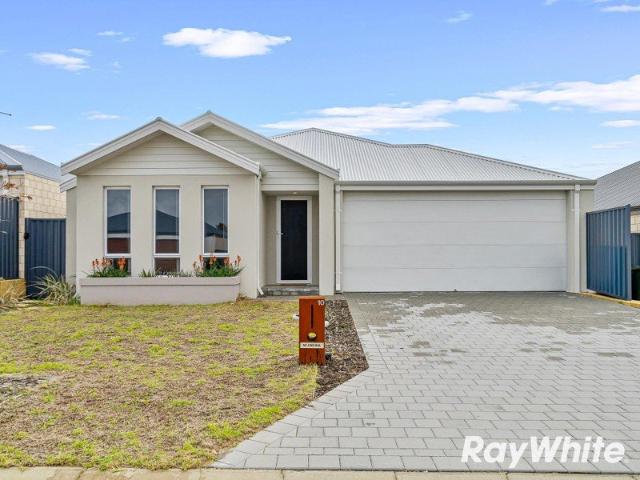 Effortless, Low Maintenance, Modern Living in Meadow Springs