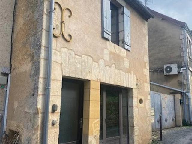 Location Propriété 3 pièces 47 m2 Les Eyzies