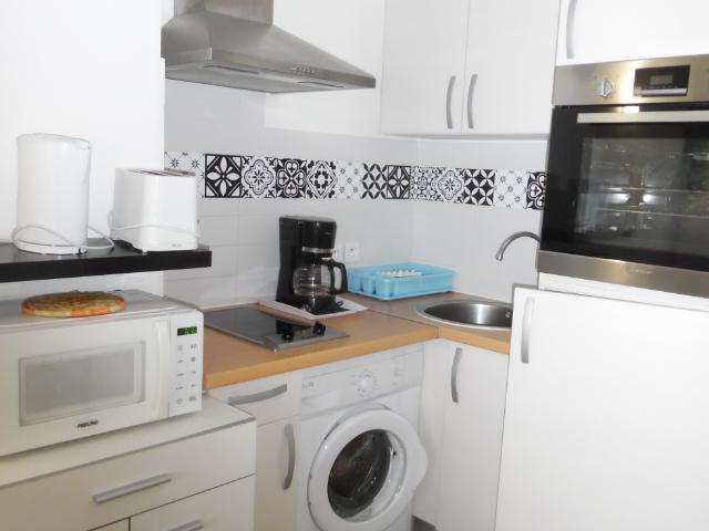 Location REF 0038 APPARTEMENT F2 MEUBLE CENTRE VILLE PROCHE DES COMMODITES | Clémenceau Gestion Immobilière
