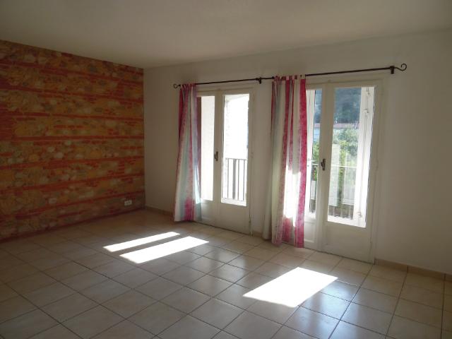Location REF 027 APPARTEMENT F2 DANS RESIDENCE DE STANDING | Clémenceau Gestion Immobilière