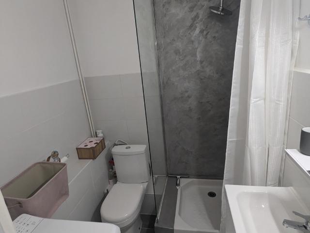 Location REF 2 STUDIO MEUBLE PROCHE DU CENTRE VILLE ET DES COMMODITES | Clémenceau Gestion Immobilière
