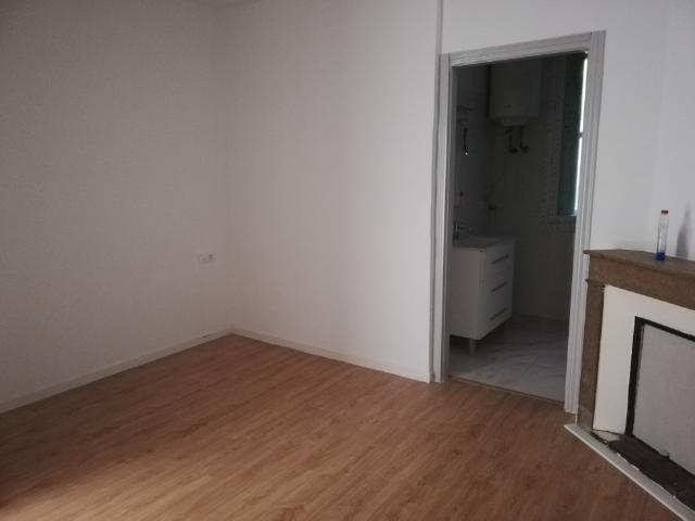Location REF LAURIERS 2 F1bis DANS MAISON PROCHE DU CENTRE VILLE | Clémenceau Gestion Immobilière