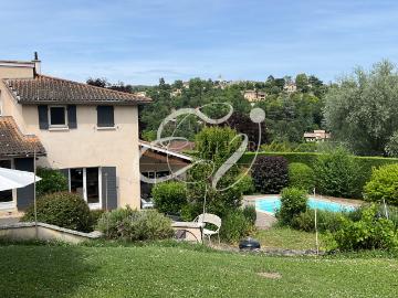 LOCATION SAINT DIDIER AU MONT D'OR 69370 MAISON 6 PIECES MEUBLEE 4 CHAMBRES GARAGE JARDIN PISCINE