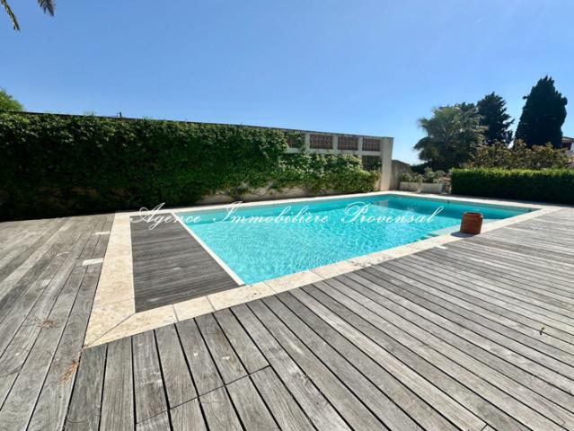 location saisonnière villa 5 Pièce s