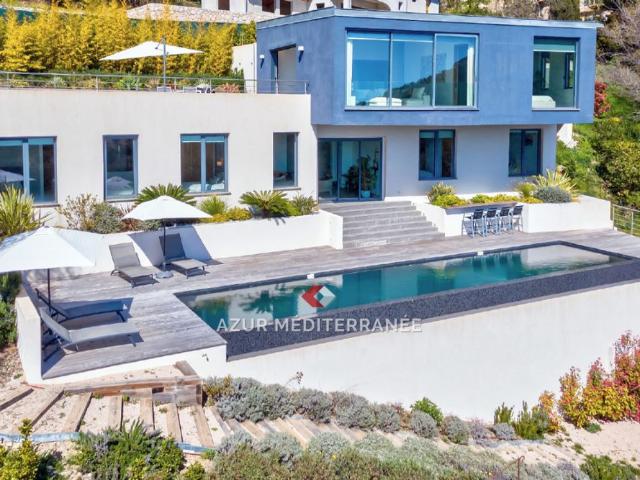 location saisonnière villa 6 Pièce s