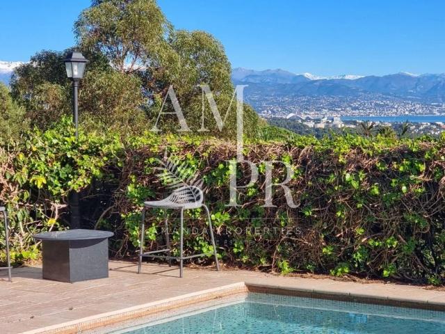 LOCATION SAISONNIÈRE VILLA PROVENÇALE DE PRESTIGE – HAUTEURS DE CANNES