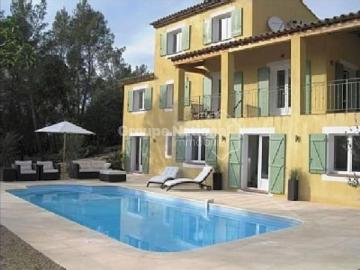 Location Saisonnière Magnifique villa avec piscine privée au calme 6 personnes
