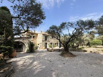 location saisonnière mas 7 Pièce s