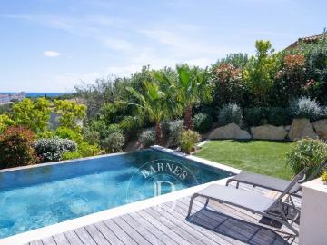 LOCATION SAISONNIÈRE SAINTE MAXIME VILLA MODERNE APERÇU MER CENTRE VILLE 4 CHAMBRES
