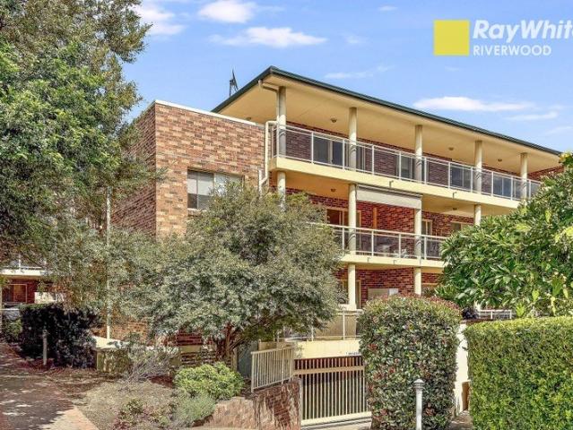 Location, Space & Lifestyle Perfectly Positioned 3 Bedroom Unit