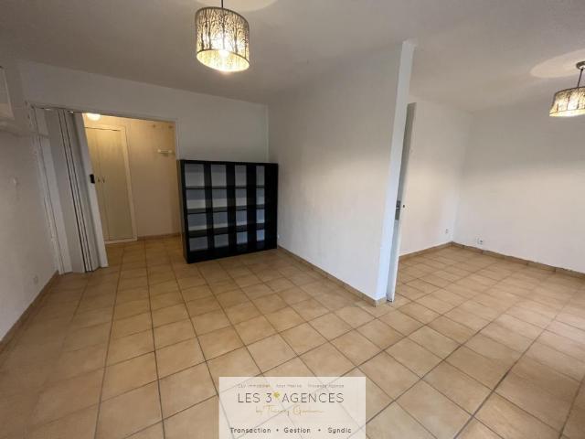 Location Spacieux T3 proche du centre ville | Les 3 Agences
