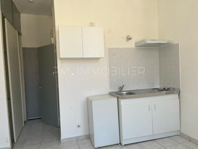 Location STUDIO 13006