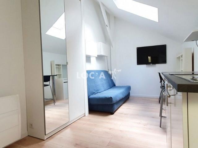 Location Studio 13 m² à Dijon 410 ¤ CC /mois