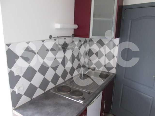 location studio 16 m² amiens 80000