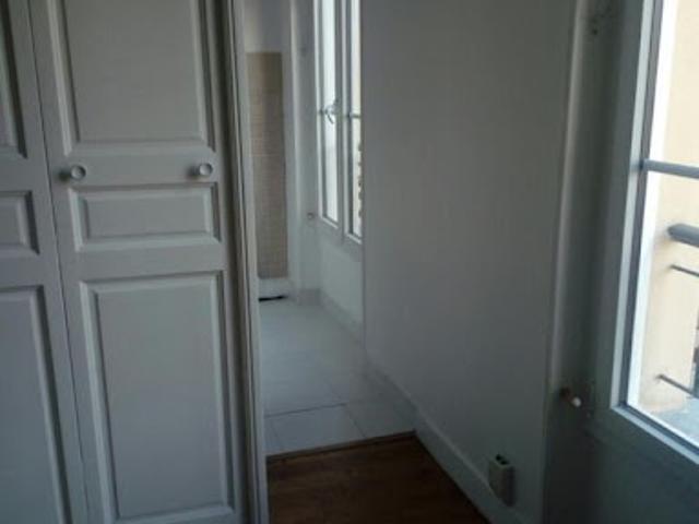 Location Studio 1 pièce 15 m2 Paris 19ème