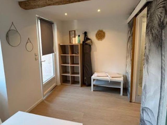 Location Studio 1 pièce 16 m2 Vidauban