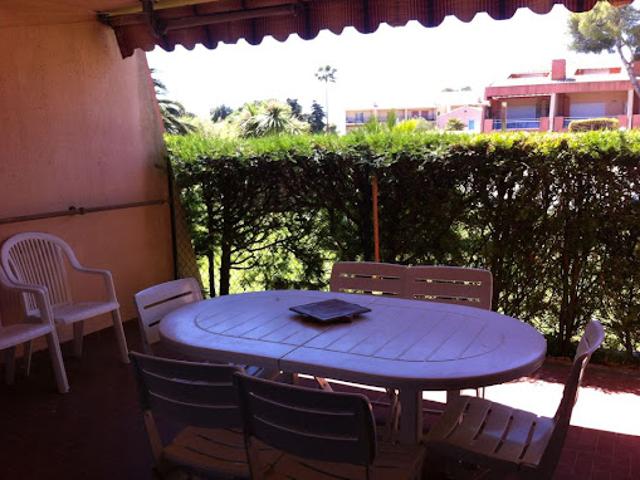 Location Studio 1 pièce 23 m2 Le Pradet