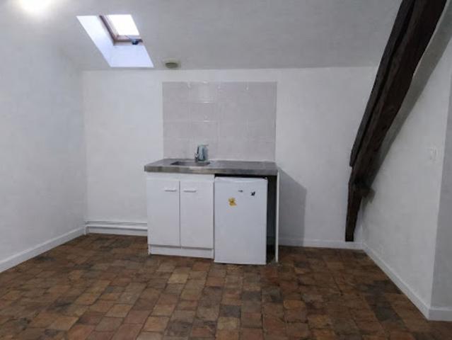 Location Studio 1 pièce 21 m2 Chatillon sur loire