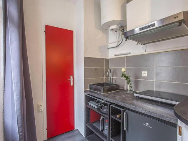 Location Studio 1 pièce 24 m2 Grenoble