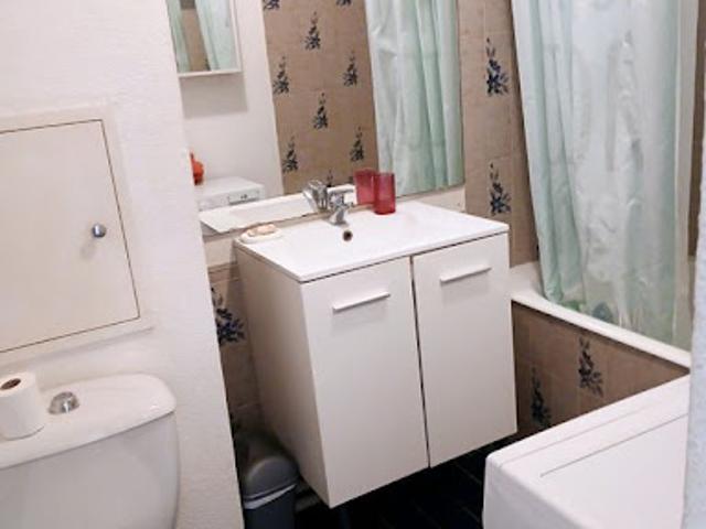 Location Studio 1 pièce 24 m2 Hyeres