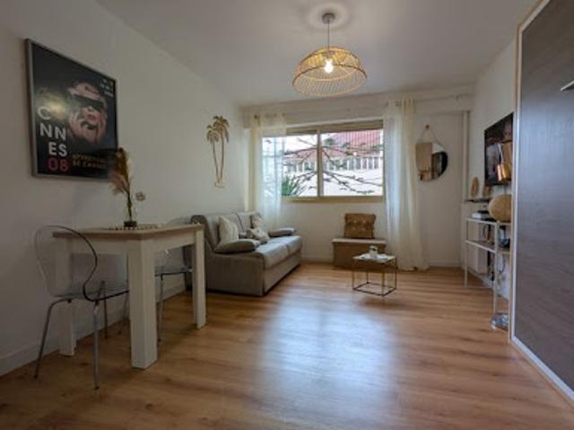 Location Studio 1 pièce 25 m2 Cagnes sur Mer