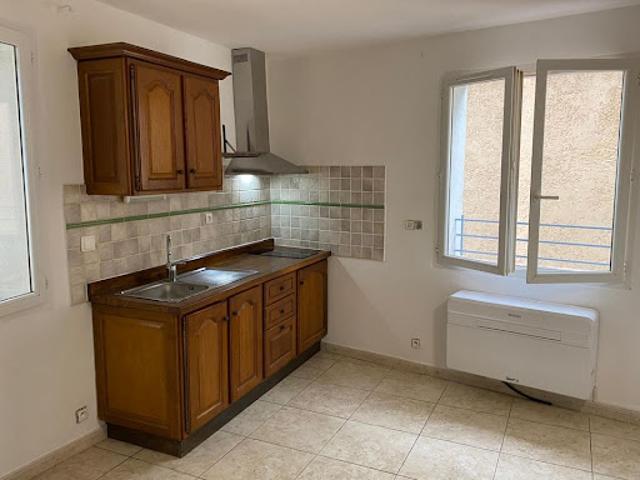 Location Studio 1 pièce 26 m2 Sainte Cécile les Vignes