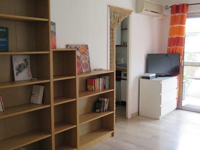 Location Studio 1 pièce 28 m2 Cannes la bocca