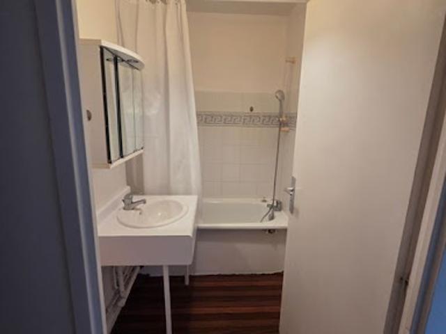 Location Studio 1 pièce 30 m2 Verneuil sur Seine