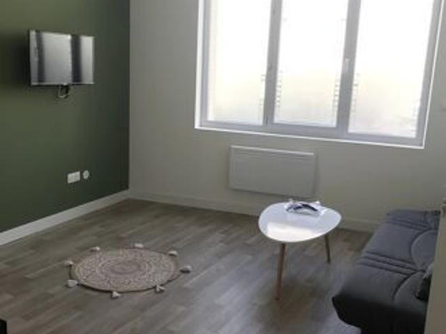 Location Studio 1 pièces 20 m2 à Saint Quentin