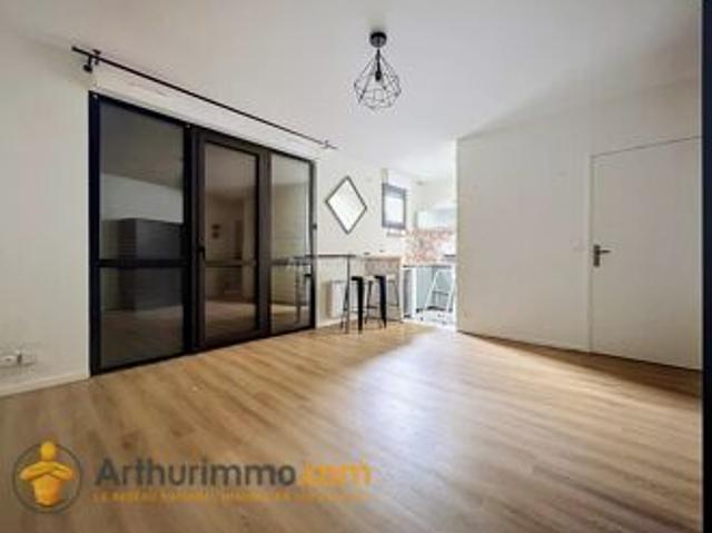 Location Studio 1 pièces 27 m2 à Reims