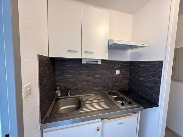 LOCATION Studio 22 m² à CARPENTRAS Proche Gare