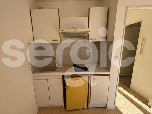 location studio 22 m² amiens 80000