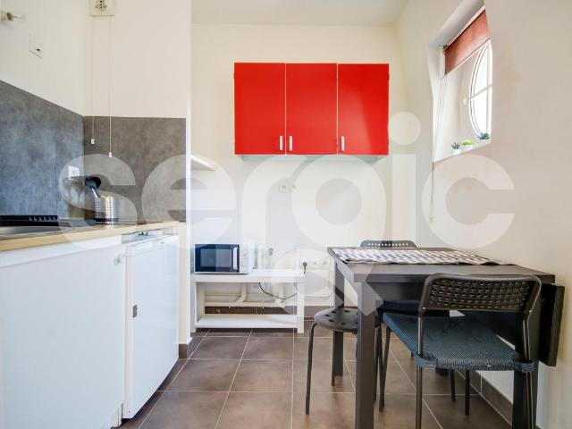location studio 24 m² reims 51100