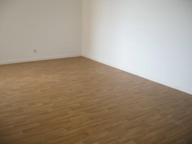 Location Studio, 27m2, parking 1 pièce studio F1 T1
