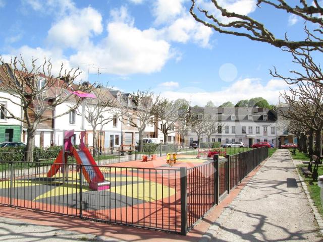 location studio 28 m² amiens 80000