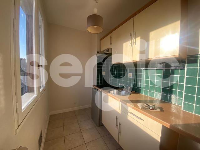 location studio 28 m² compiegne 60200