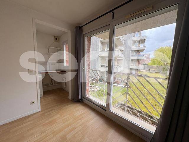 location studio 28 m² lille 59000
