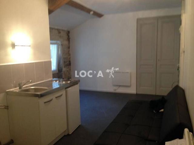 Location Studio 30 m² à Lyon 1 600 ¤ CC /mois
