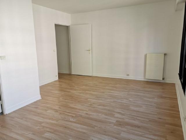 location studio 30 m² levallois perret 92300