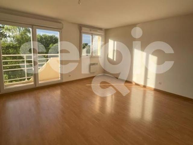 location studio 33 m² arras 62000