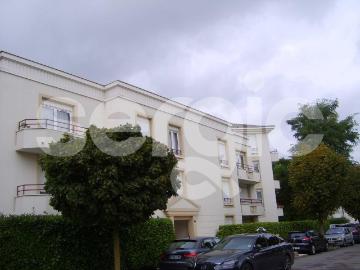location studio 33 m² cergy 95800