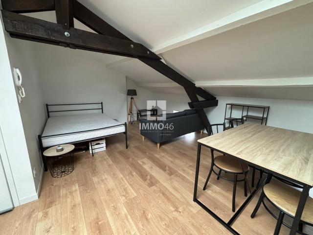 Location studio Cahors 46000, 22m², 1 pièces. STU RES3 SEN